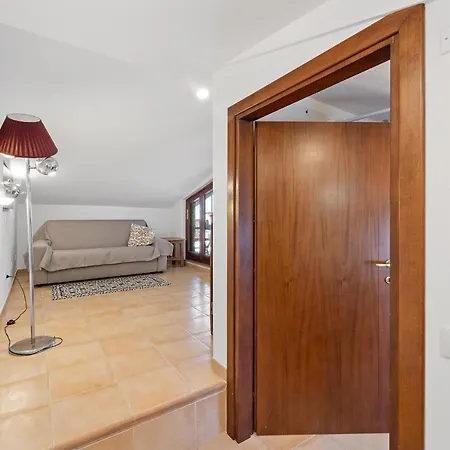 בית נופש Bilocale Panoramico Quartu SantʼElena